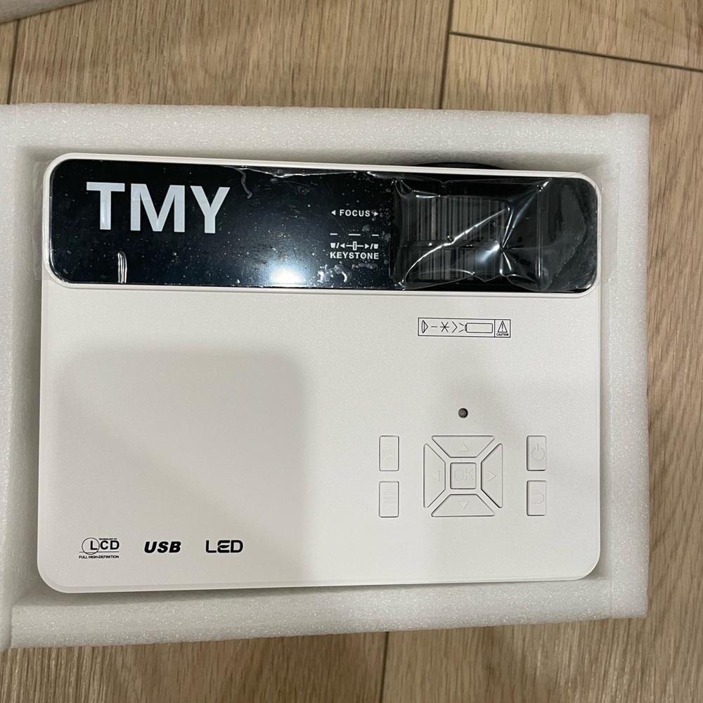 TMY LCD Projector with USB and LED